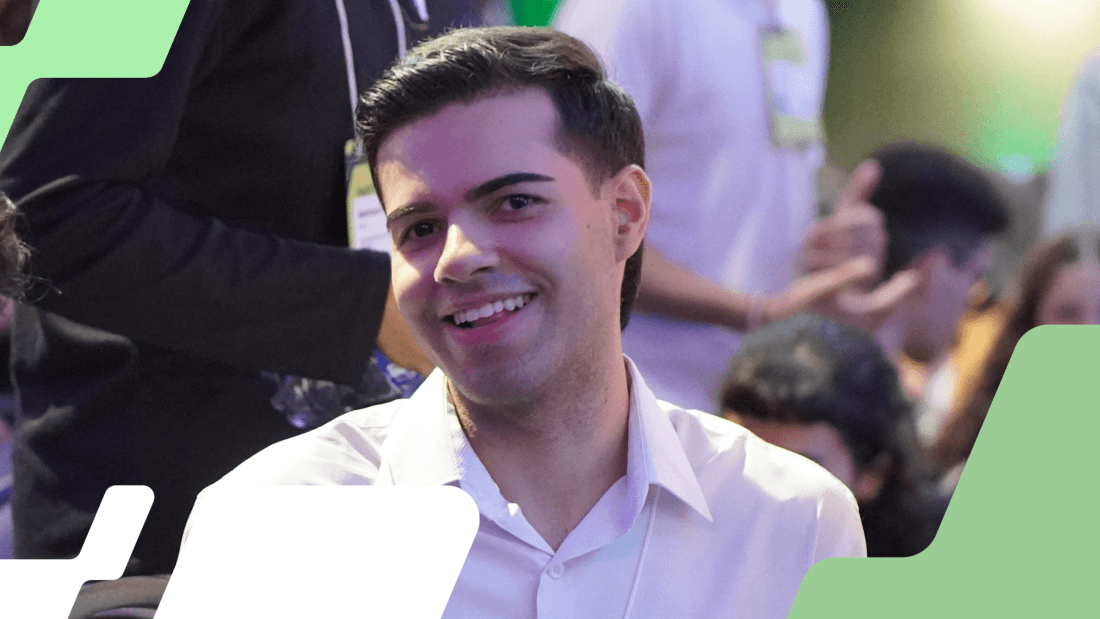 Ele “deu match” com a Pravaler antes da Conferência de Carreira — e acabou contratado