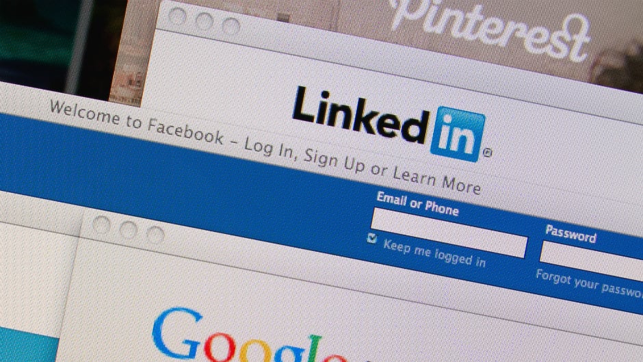 Capa da matéria Como se relacionar bem com recrutadores no LinkedIn?