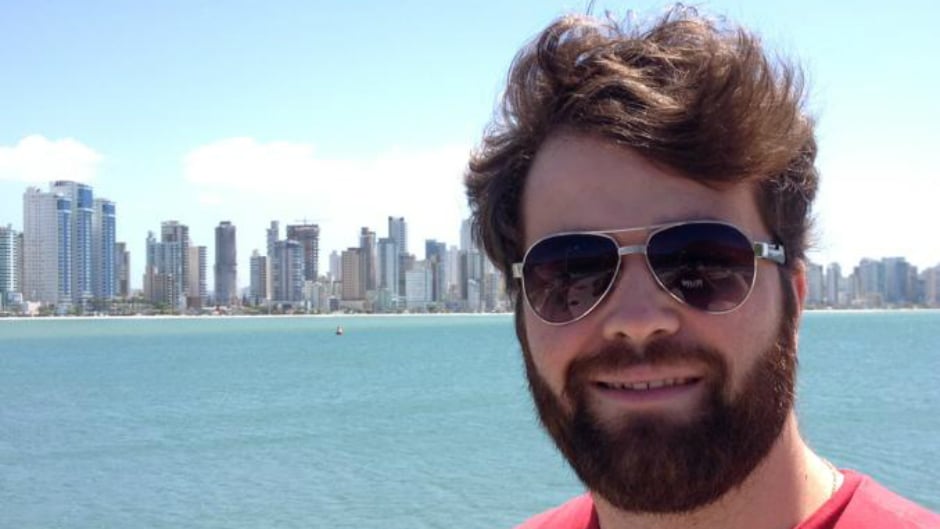 Capa da matéria ‘Além de me dar amigos pelo mundo, o Rotaract ampliou meu networking’