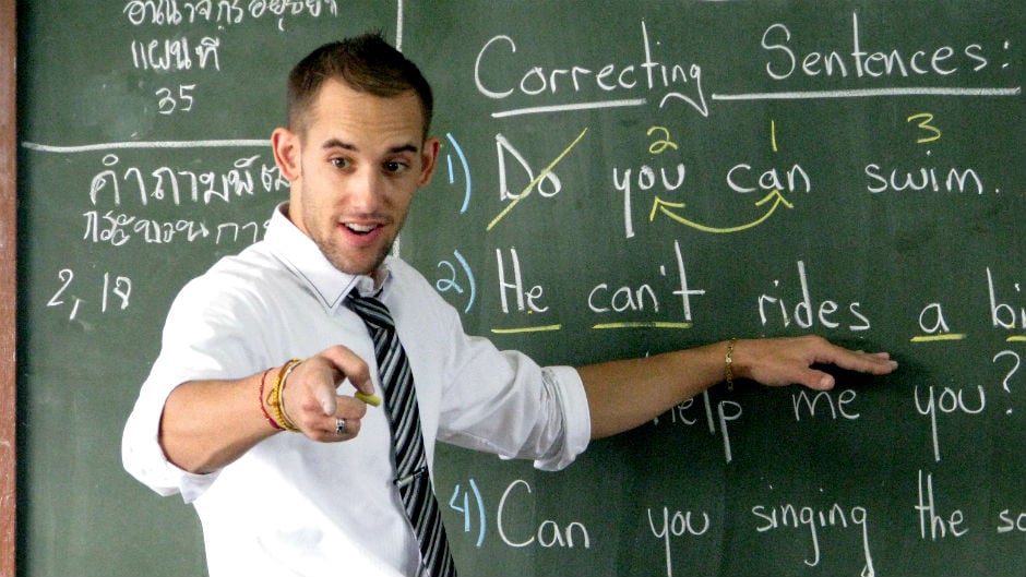 Capa da matéria Quanto tempo de estudo é preciso para ser fluente em inglês?