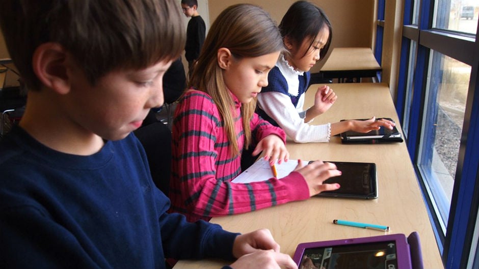 Capa da matéria Programa apoia novas startups de tecnologia em educação