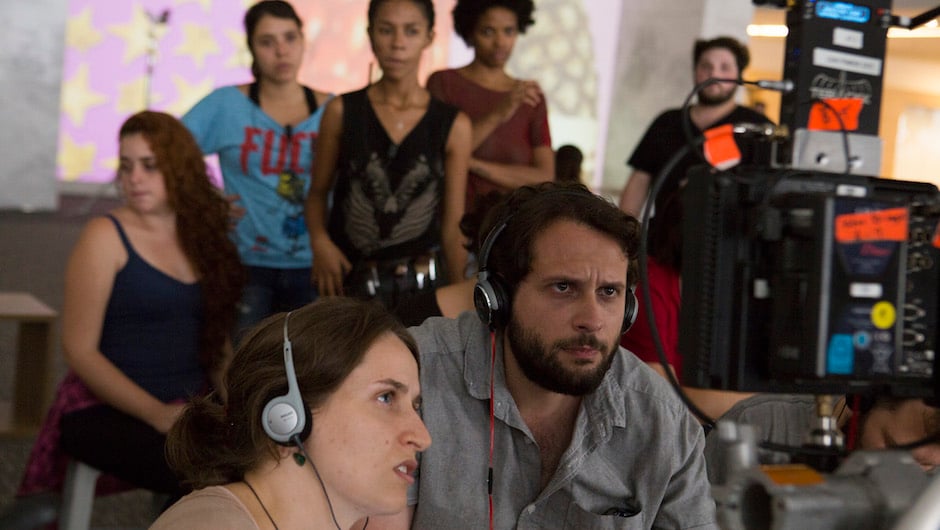 Capa da matéria 3%: Como um projeto de faculdade deu origem a primeira série brasileira na Netflix