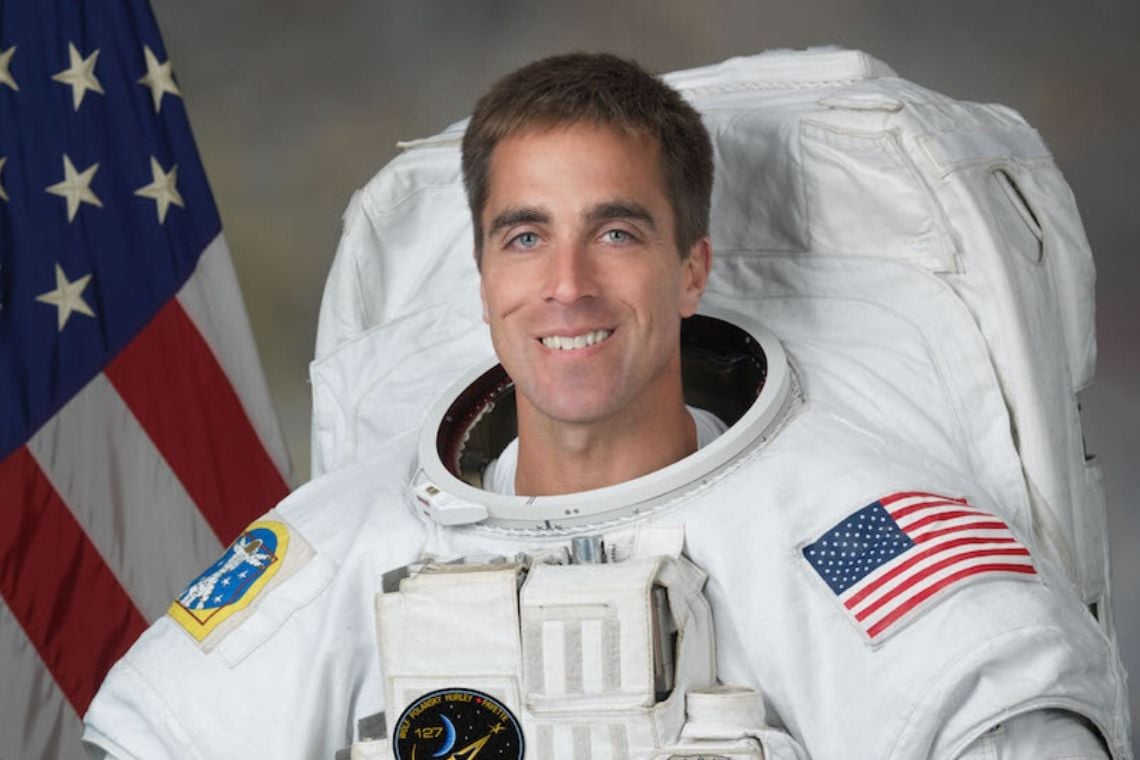 Capa da matéria Astronauta-chefe da NASA Christopher Cassidy fala sobre carreira e sua profissão