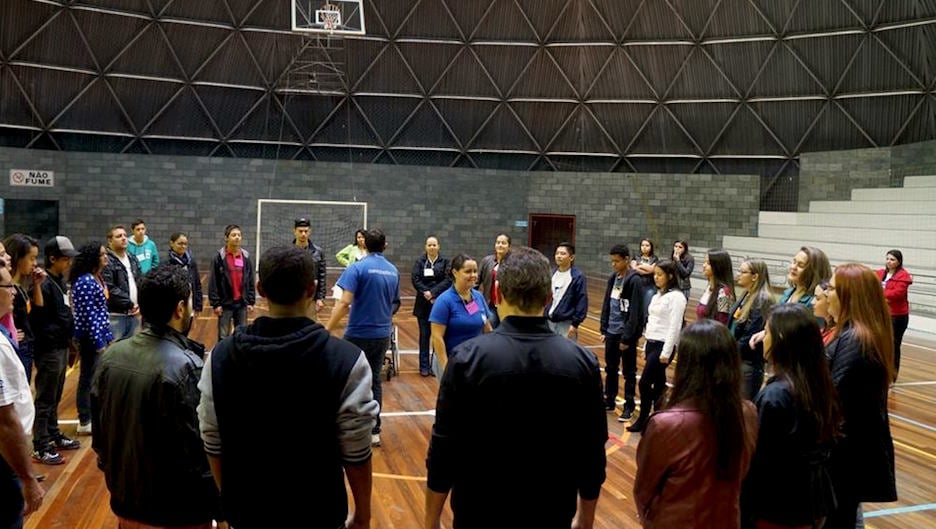 Capa da matéria Eles criaram uma escola de empreendedorismo itinerante para jovens de baixa renda