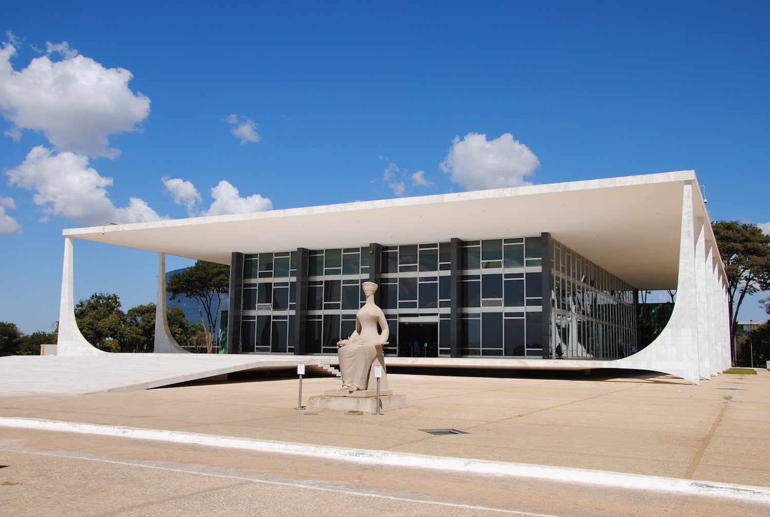 Capa da matéria Carreira Na Prática Jurídico: conheça as opções de carreira na área jurídica