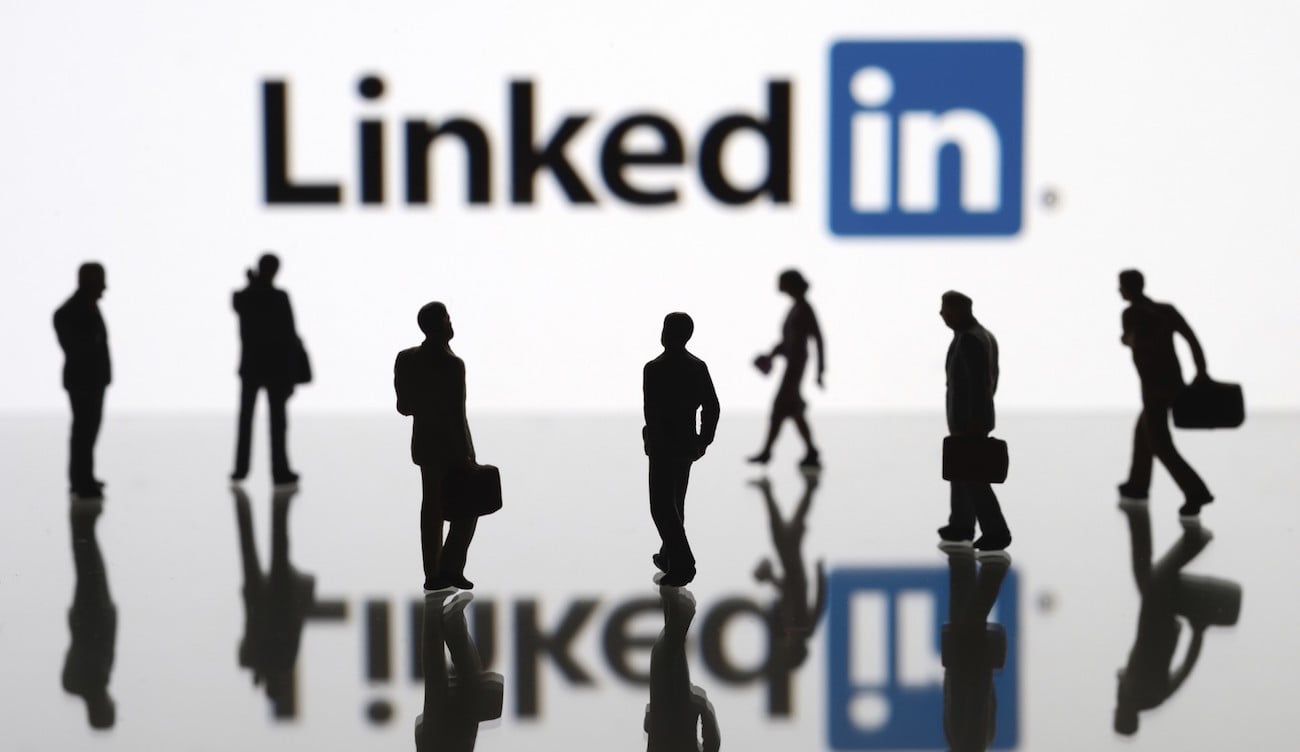 Capa da matéria Em busca de emprego? Saiba como fazer as empresas chegarem até você pelo LinkedIn