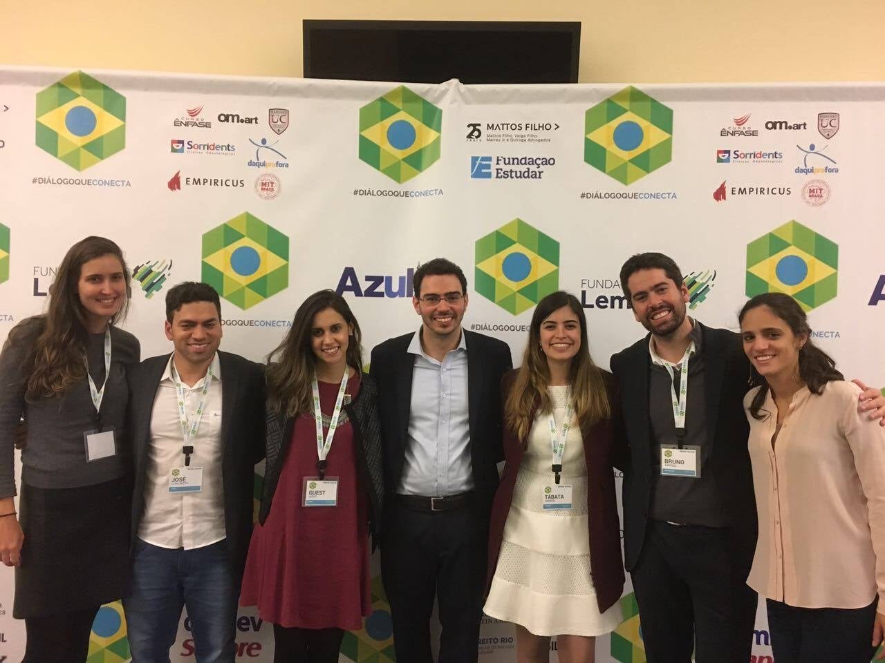 Capa da matéria Como este movimento criado por jovens brasileiros pretende renovar a política no Brasil