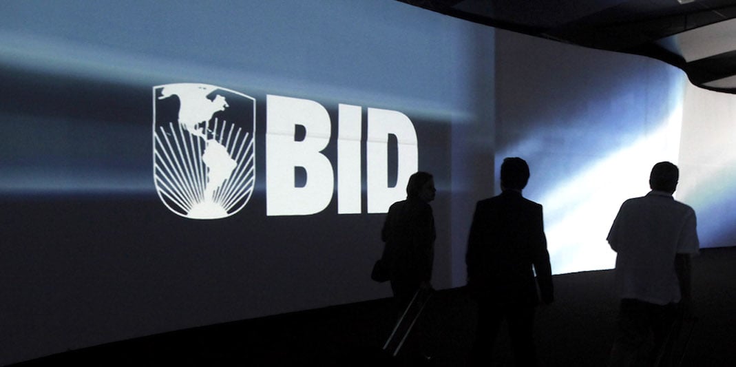 Capa da matéria Como é o trabalho de pesquisador no Banco Interamericano de Desenvolvimento (BID)