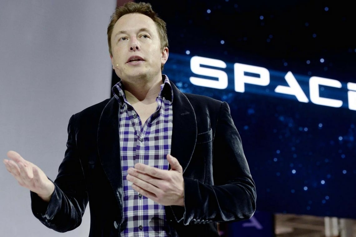 Capa da matéria Elon Musk: os desafios de ser um empresário pioneiro (e sem salário)