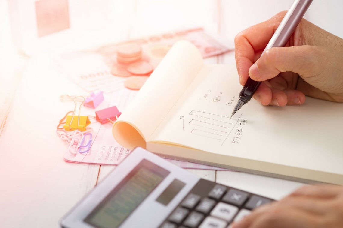 Capa da matéria 3 dicas sobre salário e planejamento financeiro para quem está começando a carreira