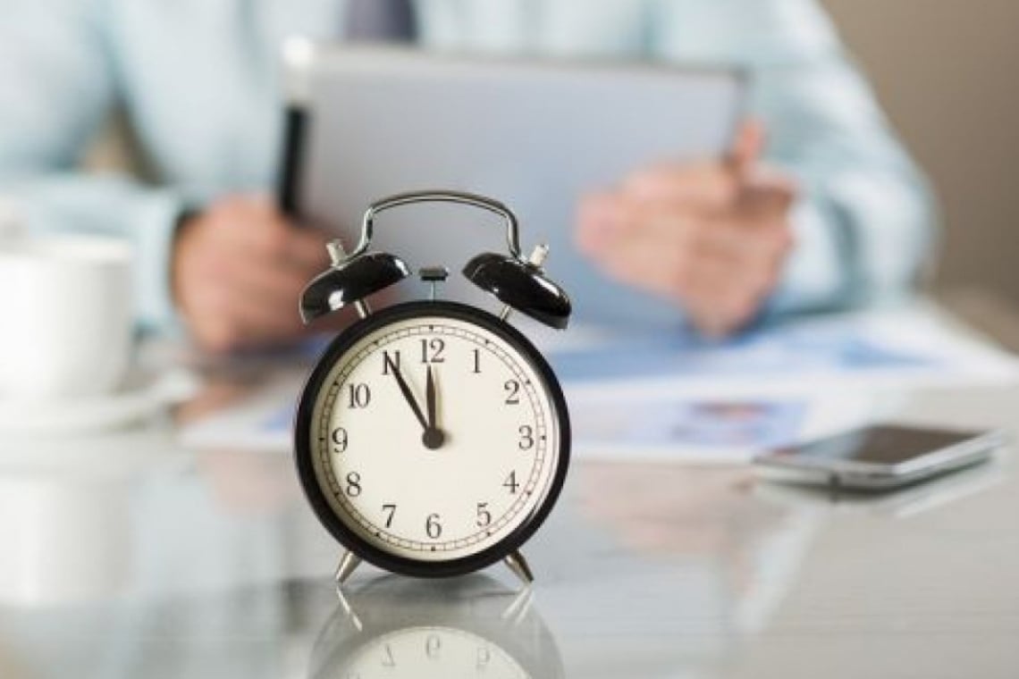 Capa da matéria 3 dicas sobre gestão de tempo de um CEO que tornam simples ser eficiente