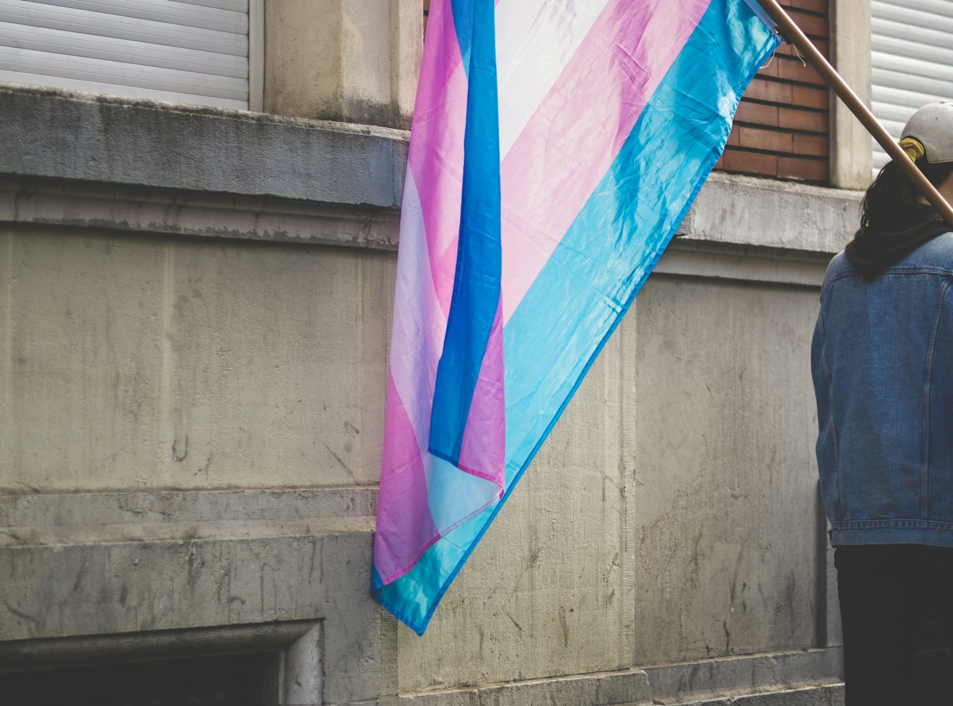 Capa da matéria 4 passos para criar ambientes de trabalho inclusivos para pessoas trans