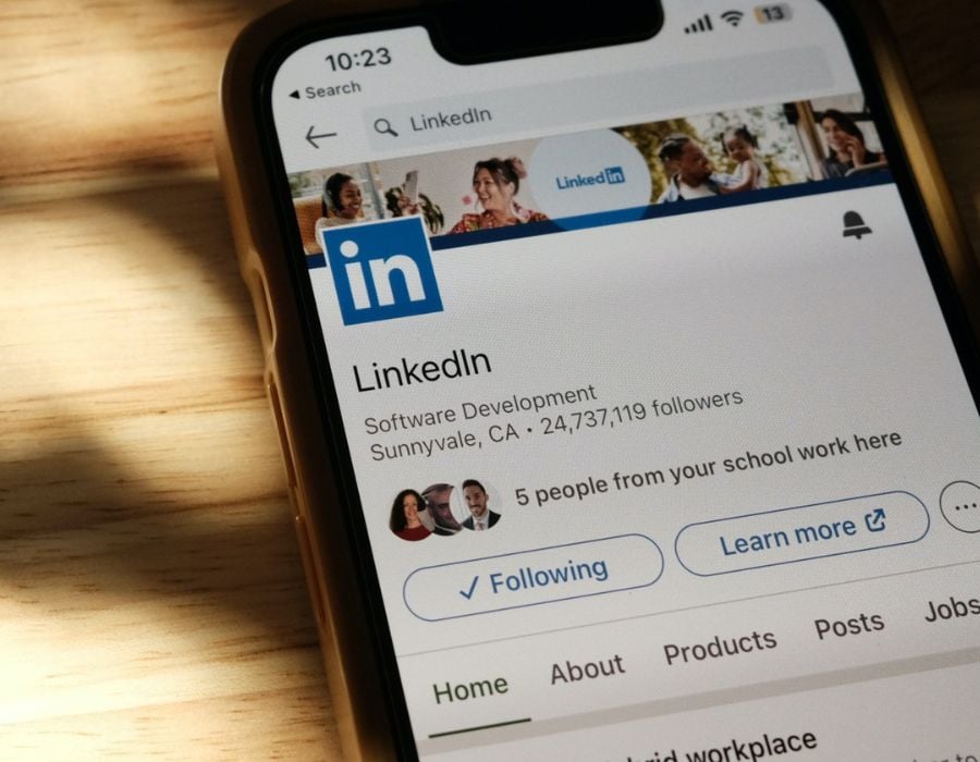 Capa da matéria Capa para Linkedin: 5 pontos de atenção para escolher a sua