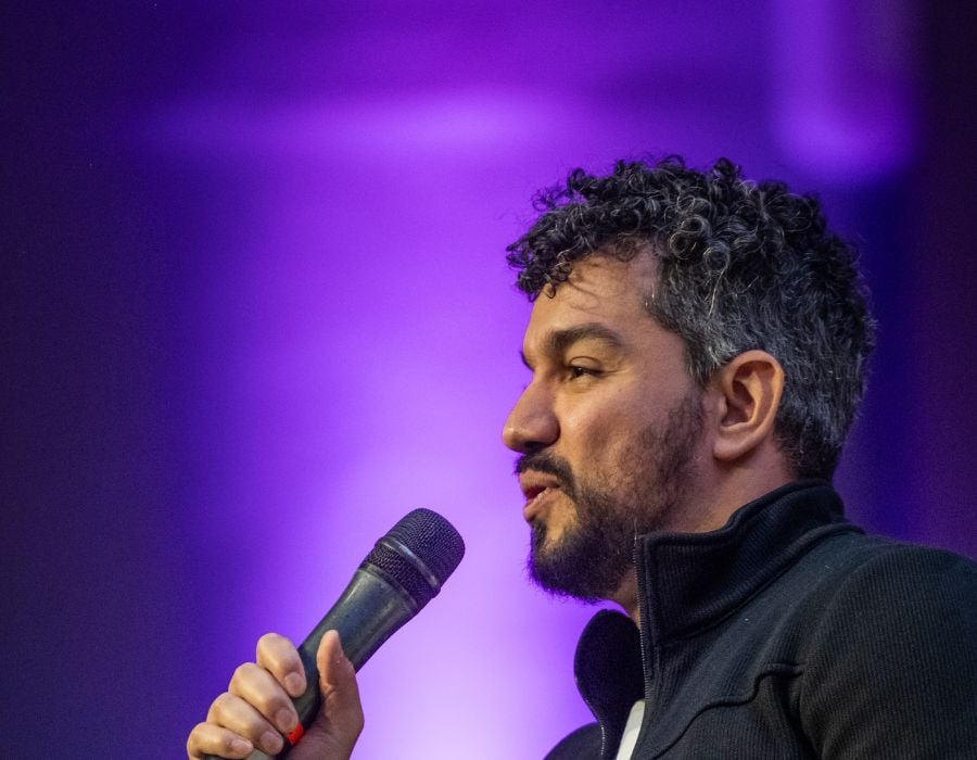 Capa da matéria “Graduação não precisa limitar escolhas profissionais”, diz Head do Google For Startups