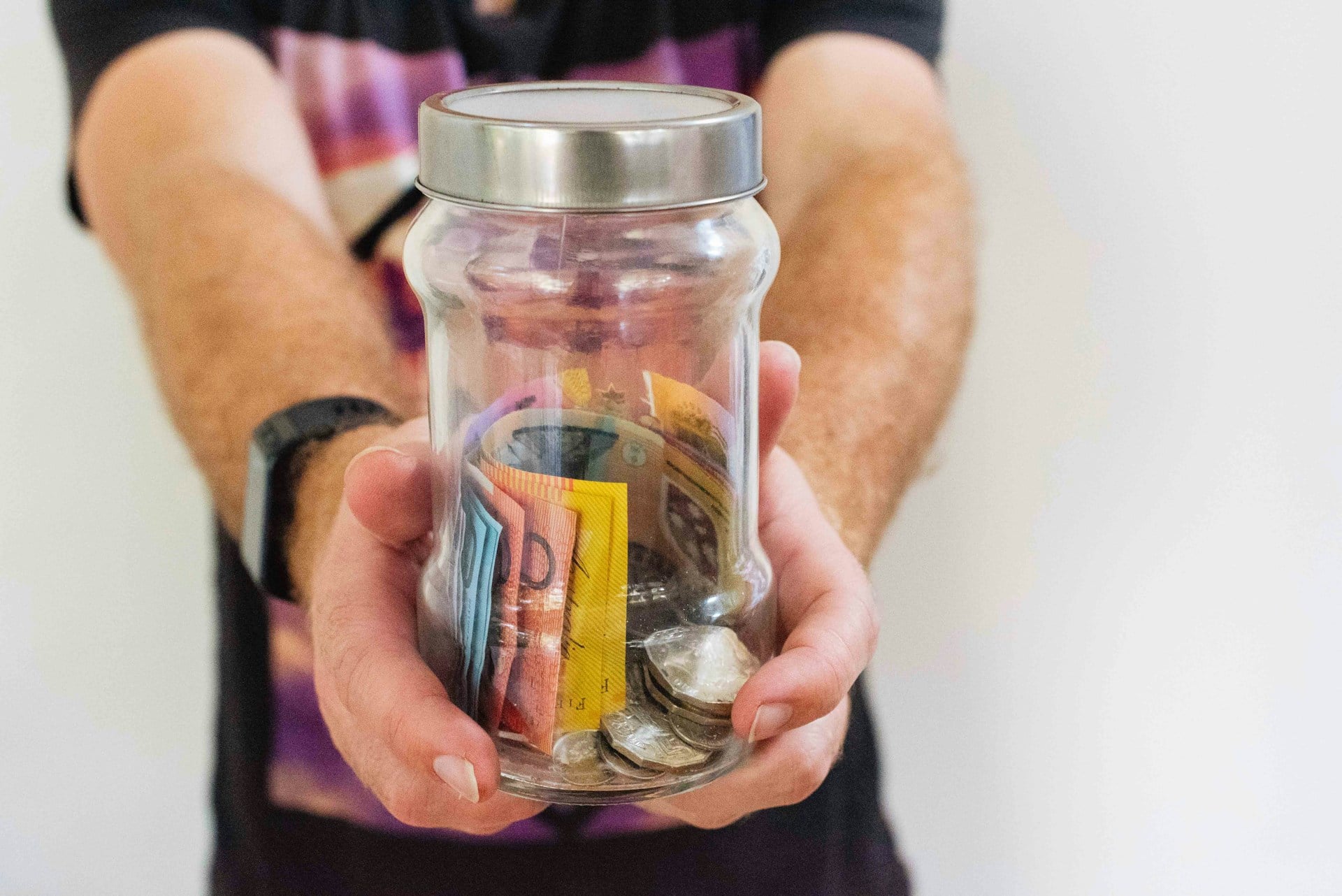 Capa da matéria Como organizar sua vida financeira desde a faculdade