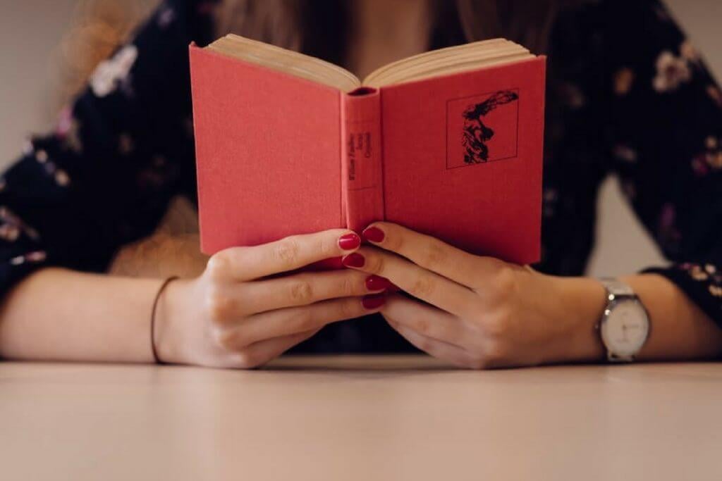 Capa da matéria Saraiva celebra Dia da Mulher com 50% de desconto nas compras de livros sobre carreira, negócios e liderança