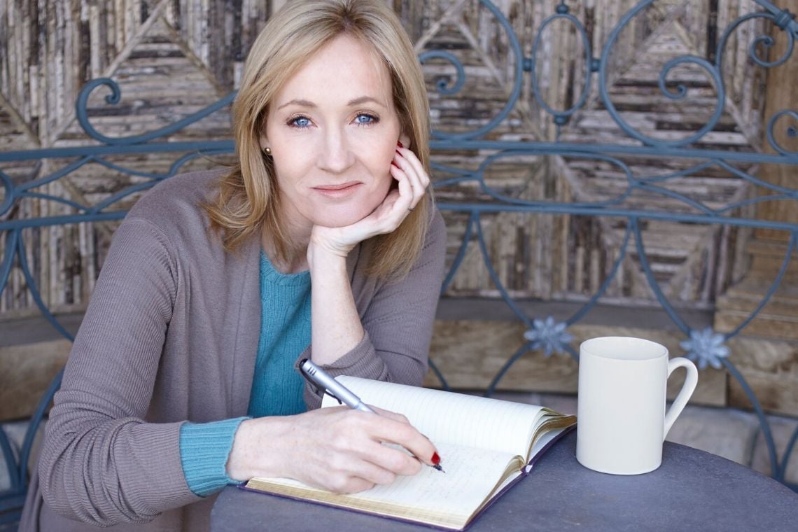 Capa da matéria 5 dicas de J.K. Rowling, autora da saga de Harry Potter, para quem quer ser um escritor