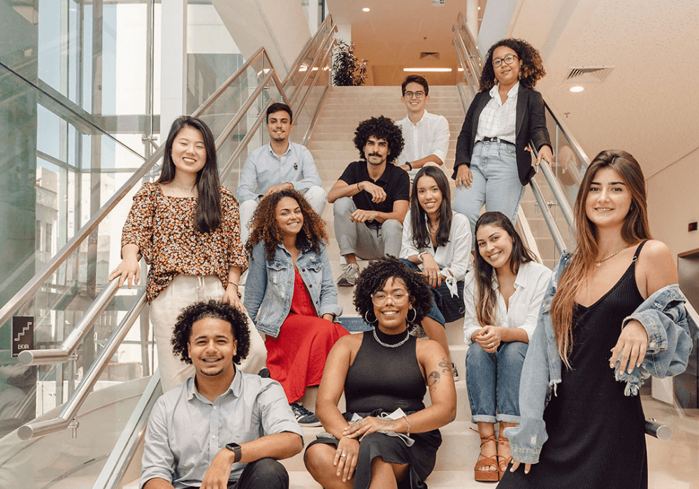 Capa da matéria Competição internacional da L’Oréal premia jovens com ideias inovadoras e é principal entrada para Programa de Estágio