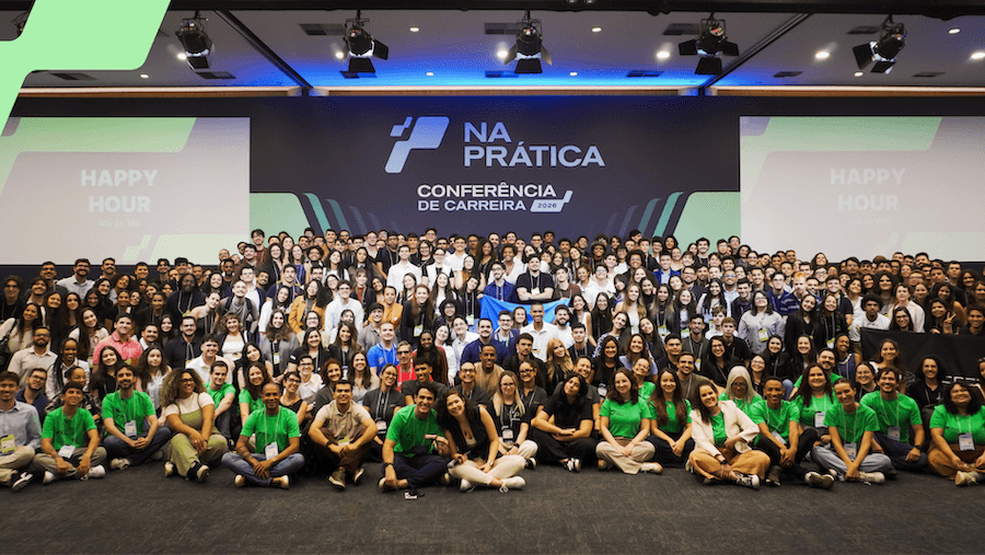 Capa da matéria Processos seletivos, networking e oportunidades: como foi a Conferência de Carreira 2026 do Na Prática