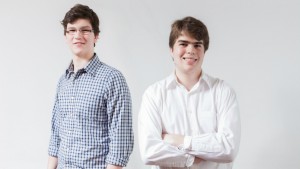 Antes dos 18 anos, Pedro e Henrique criaram sozinhos uma empresa milionária