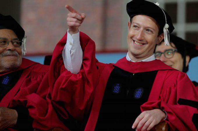 “Estou aqui para dizer que só encontrar seu propósito não basta”: leia o discurso de Mark Zuckerberg em Harvard