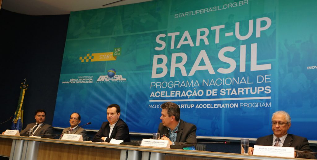Anúncio de lançamento do programa Start-Up Brasil