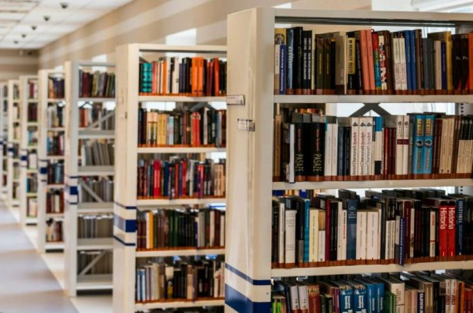 15 obras da literatura mundial que os alunos de Harvard e Yale leem