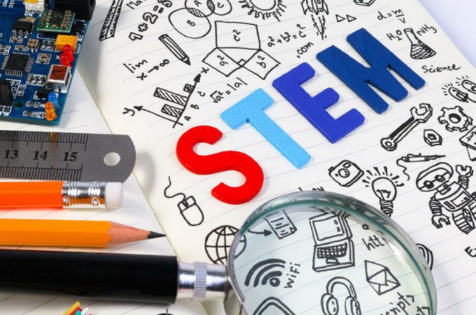 STEM: como desenvolver os conhecimentos interdisciplinares cada vez mais valorizados pelo mercado