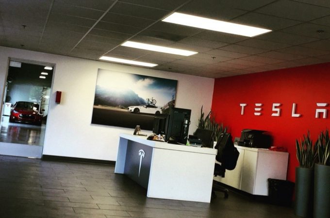 Negócios inovadores: Tesla – na contramão das grandes corporações, dá autonomia e é contra reuniões