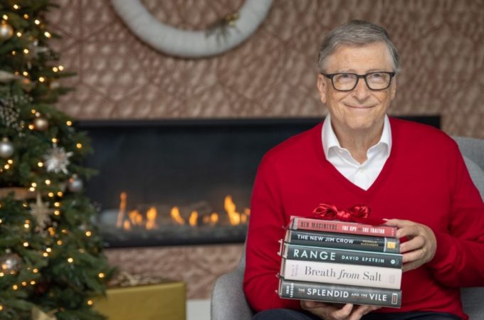Bill Gates recomenda 5 livros em 2020 – veja a lista
