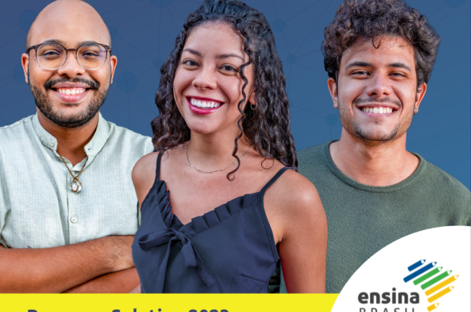 Ensina Brasil seleciona jovens talentos para seu programa remunerado de formação de líderes de impacto